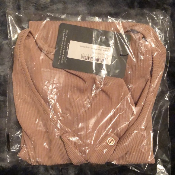 Pretty Little Thing NEW UNWORN UNOPENED bodysuit - Picture 2 of 2